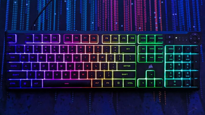 Corsair выпускает игровую клавиатуру K55 CORE RGB с защитой от протечки