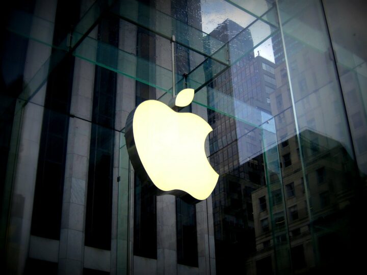 Apple заблокировала приложение "Сбера" на iPhone